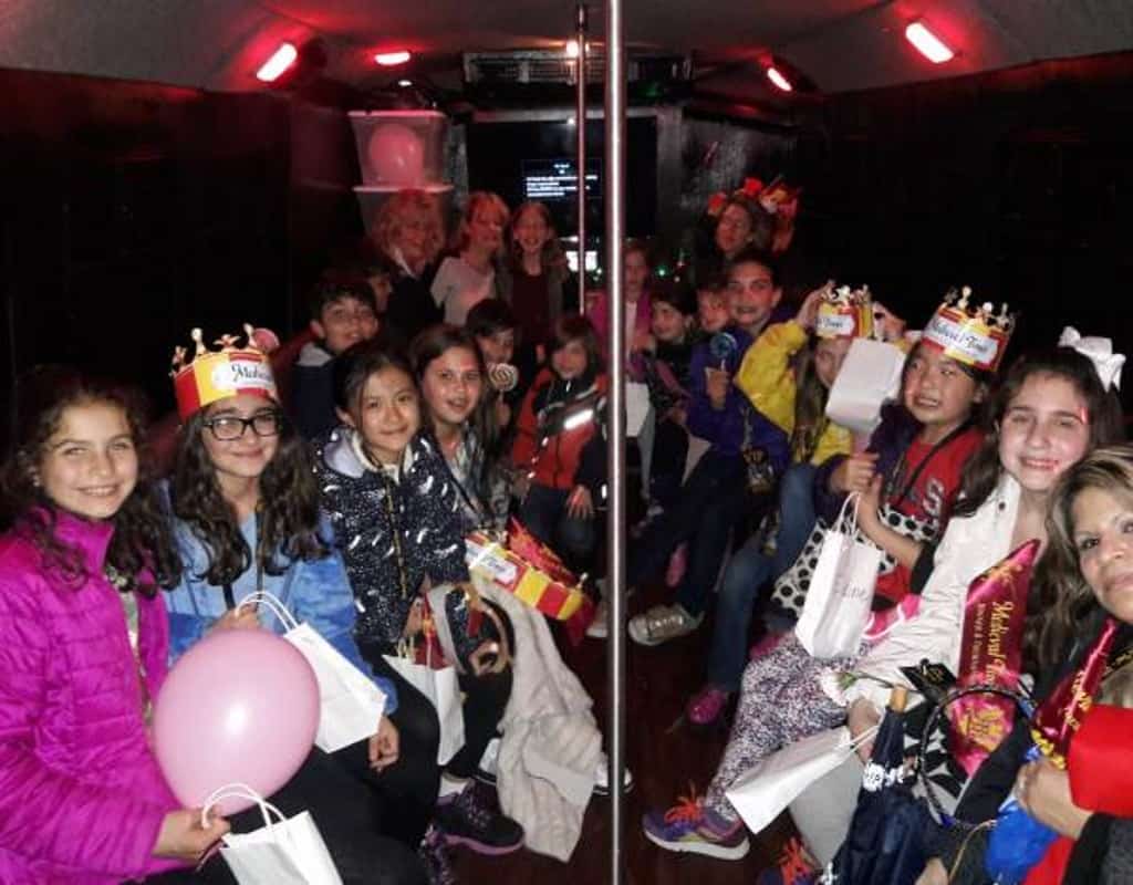 NYC birthday party with kids in the bus